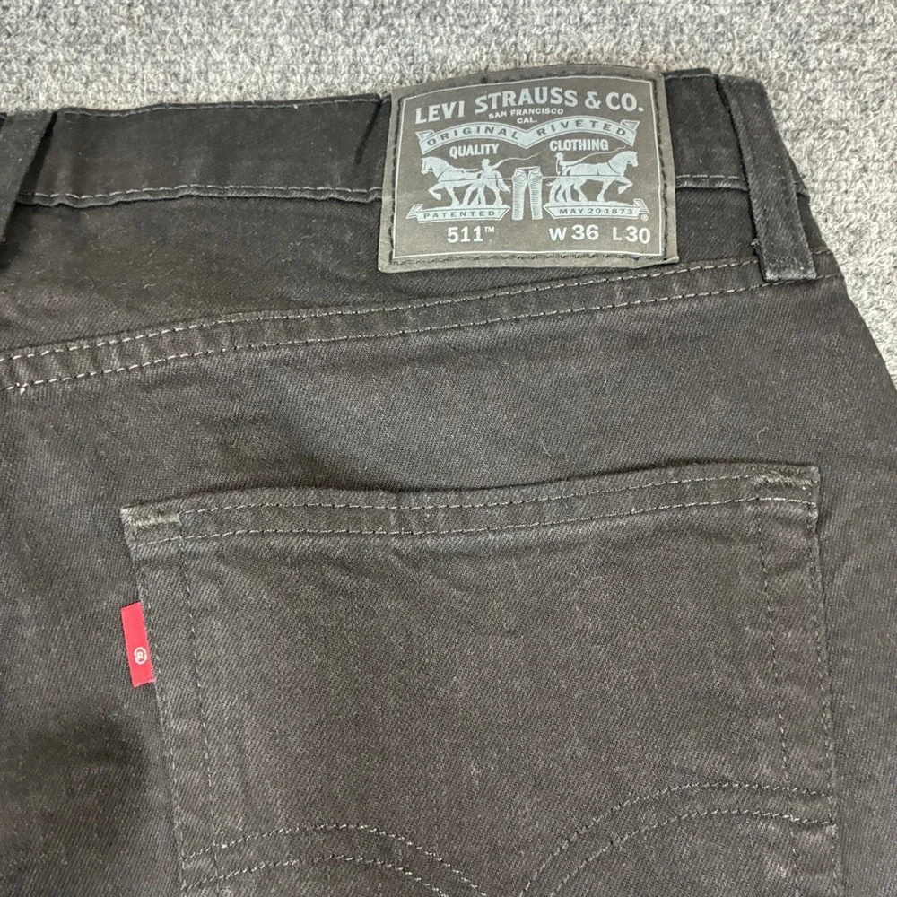 Levis 511 Slim Fit Jeans Mens Size 36x30 Black Denim Pants 04511-1907